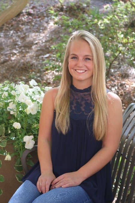 Bailey Rathmann Headshot