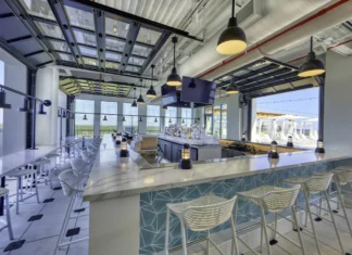 Hotel Effie Rooftop Pool Bar